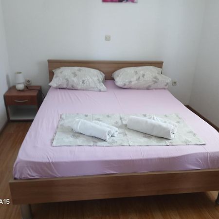Apartmani Kulas Pakoštane Exteriér fotografie